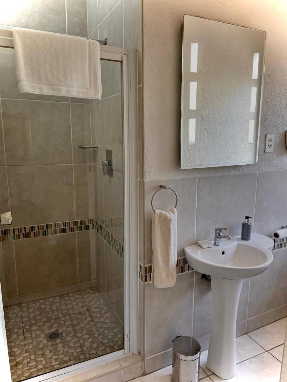 A Villa De Mer Guesthouse Port Alfred Buitenkant foto